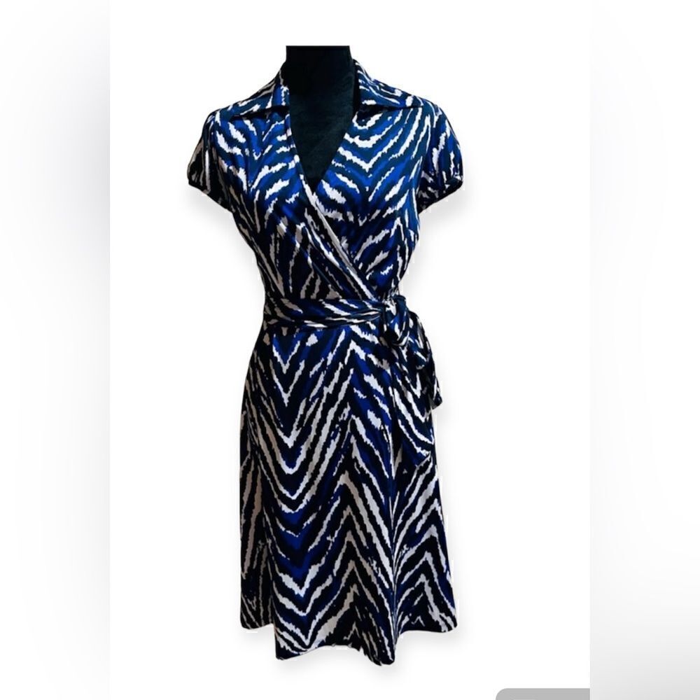 I.N.C. Women’s Size Medium Office Siren Whimsigoth Mob Wife Midi Dress